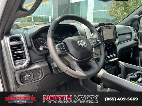 New 2026 RAM 2500 Big Horn AWD/4WD image 6