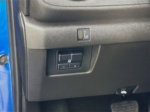 Used 2023 Chevrolet Colorado Trail Boss w/ Advanced Trailering Package image 13