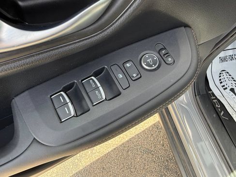 Certified 2024 Honda HR-V Sport image 12