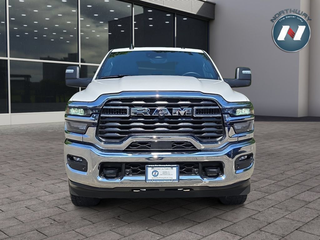 Used 2025 RAM 2500 Big Horn AWD/4WD image 8