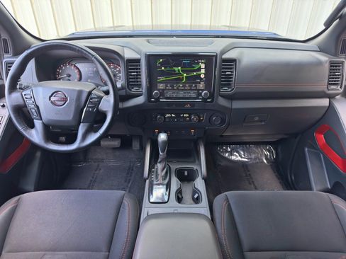 Used 2022 Nissan Frontier Pro-X RWD image 11