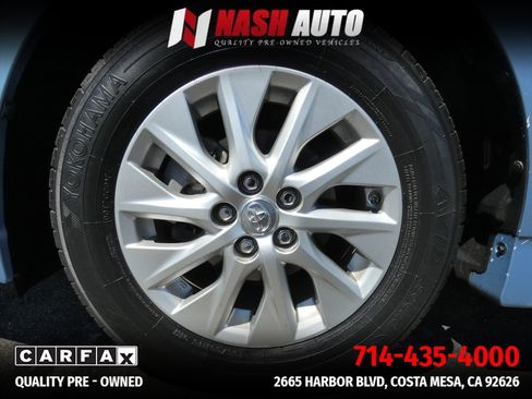 Used 2014 Toyota Prius Prime Plug-In Hybrid FWD image 21