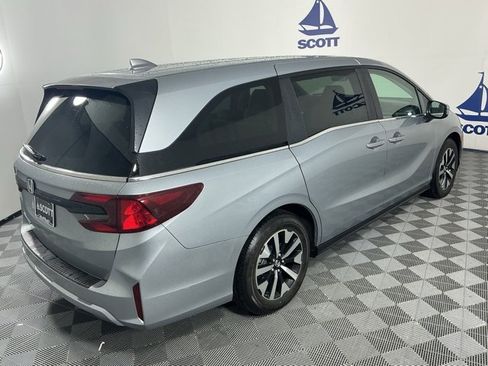 Certified 2026 Honda Odyssey EX-L image 6