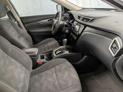 Used 2016 Nissan Rogue S w/ Appearance Package image 35