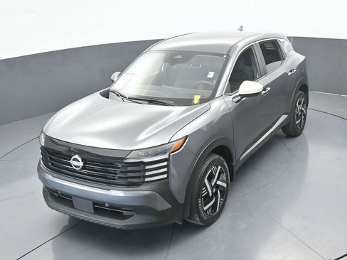 Used 2025 Nissan Kicks SV image 44