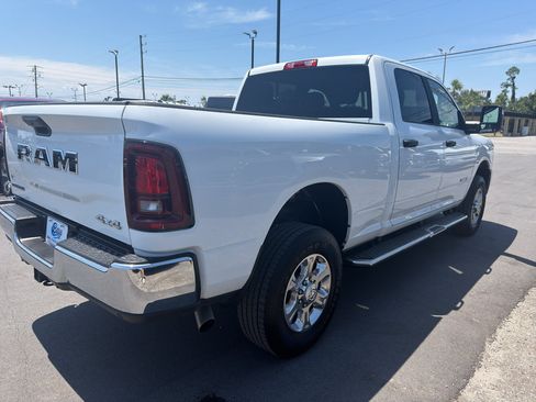 Used 2026 RAM 2500 Big Horn AWD/4WD image 5