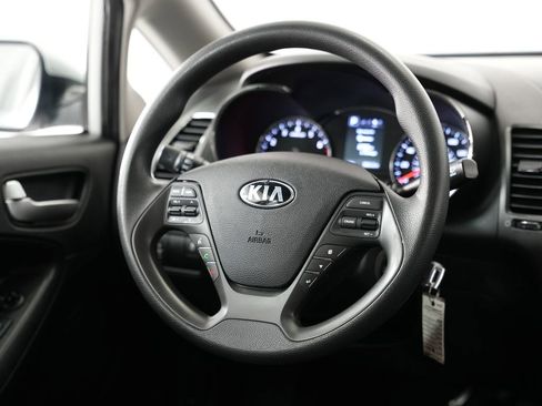 Used 2018 Kia Forte LX w/ LX Popular Package image 11