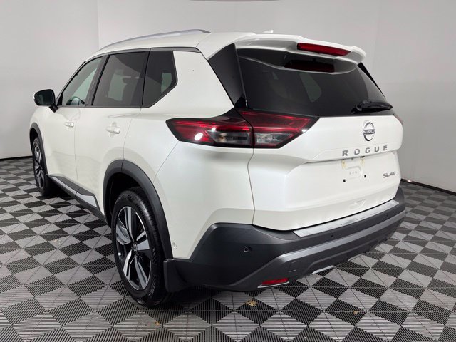 Used 2023 Nissan Rogue SL w/ SL Premium Package AWD/4WD image 8