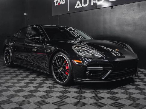 Used 2018 Porsche Panamera Turbo image 20