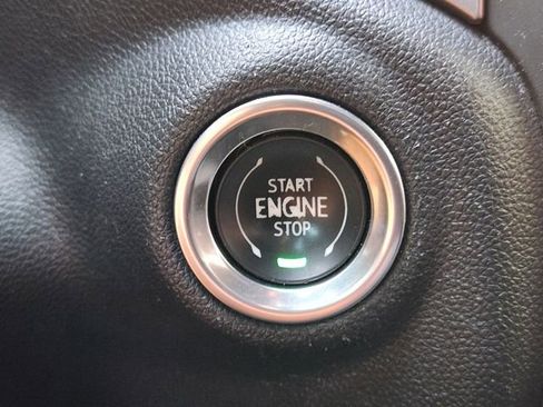 Used 2022 Chevrolet Silverado 1500 Custom image 21