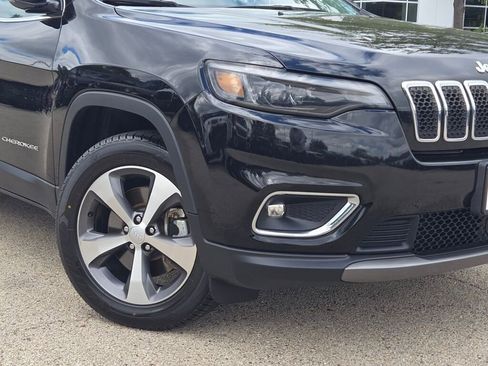 Used 2022 Jeep Cherokee Limited AWD/4WD image 3