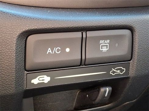 Used 2013 Honda Fit image 22