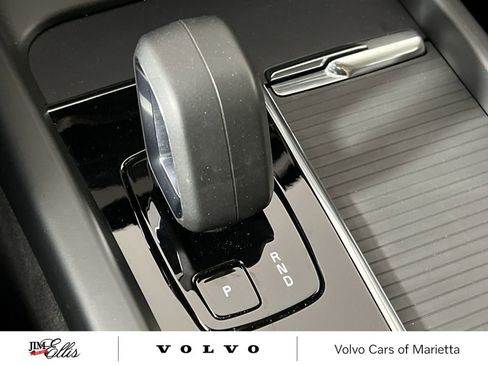 Certified 2025 Volvo XC60 B5 Core w/ Climate Package image 22