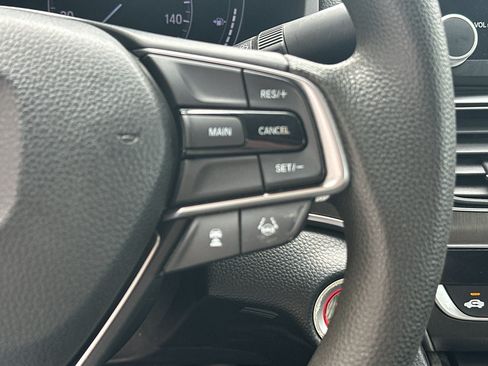 Used 2019 Honda Accord LX image 18