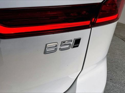 New 2026 Volvo XC60 B5 Core AWD/4WD image 31