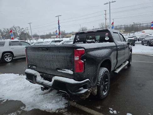 Used 2020 Chevrolet Silverado 1500 LT Trail Boss image 7
