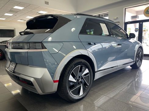 Used 2025 Hyundai Ioniq 5 Limited RWD image 5