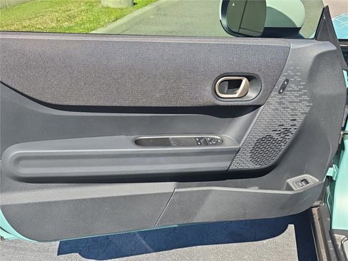 Used 2025 MINI Cooper S image 9