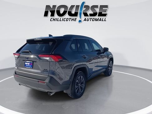 Used 2024 Toyota RAV4 XLE Premium image 8