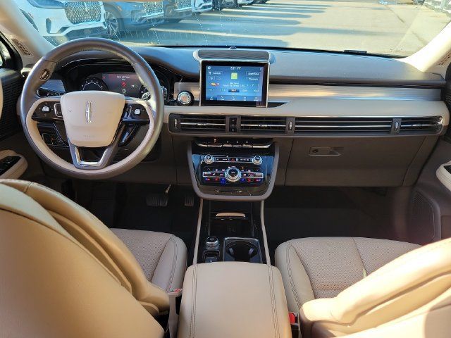Certified 2020 Lincoln Corsair AWD w/ Premium Package image 19
