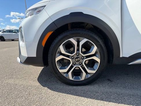 Used 2020 Kia Soul X-Line FWD image 36