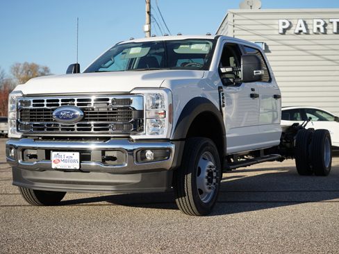 New 2026 Ford F450 XL w/ XL Chrome Package image 8