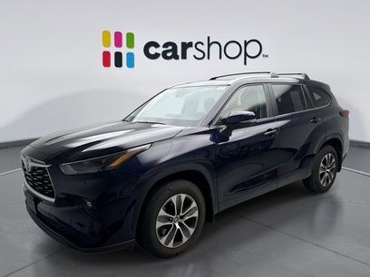 Used 2023 Toyota Highlander XLE