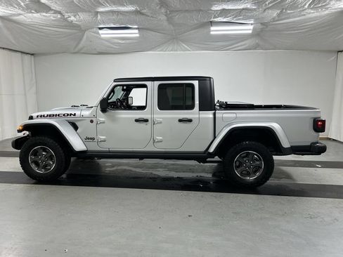 Used 2023 Jeep Gladiator Rubicon w/ Cold Weather Group AWD/4WD image 6