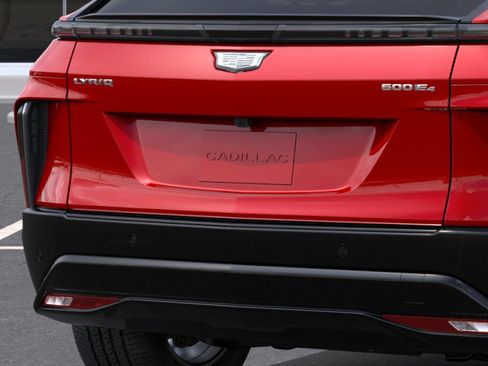 New 2026 Cadillac Lyriq Sport AWD/4WD image 44