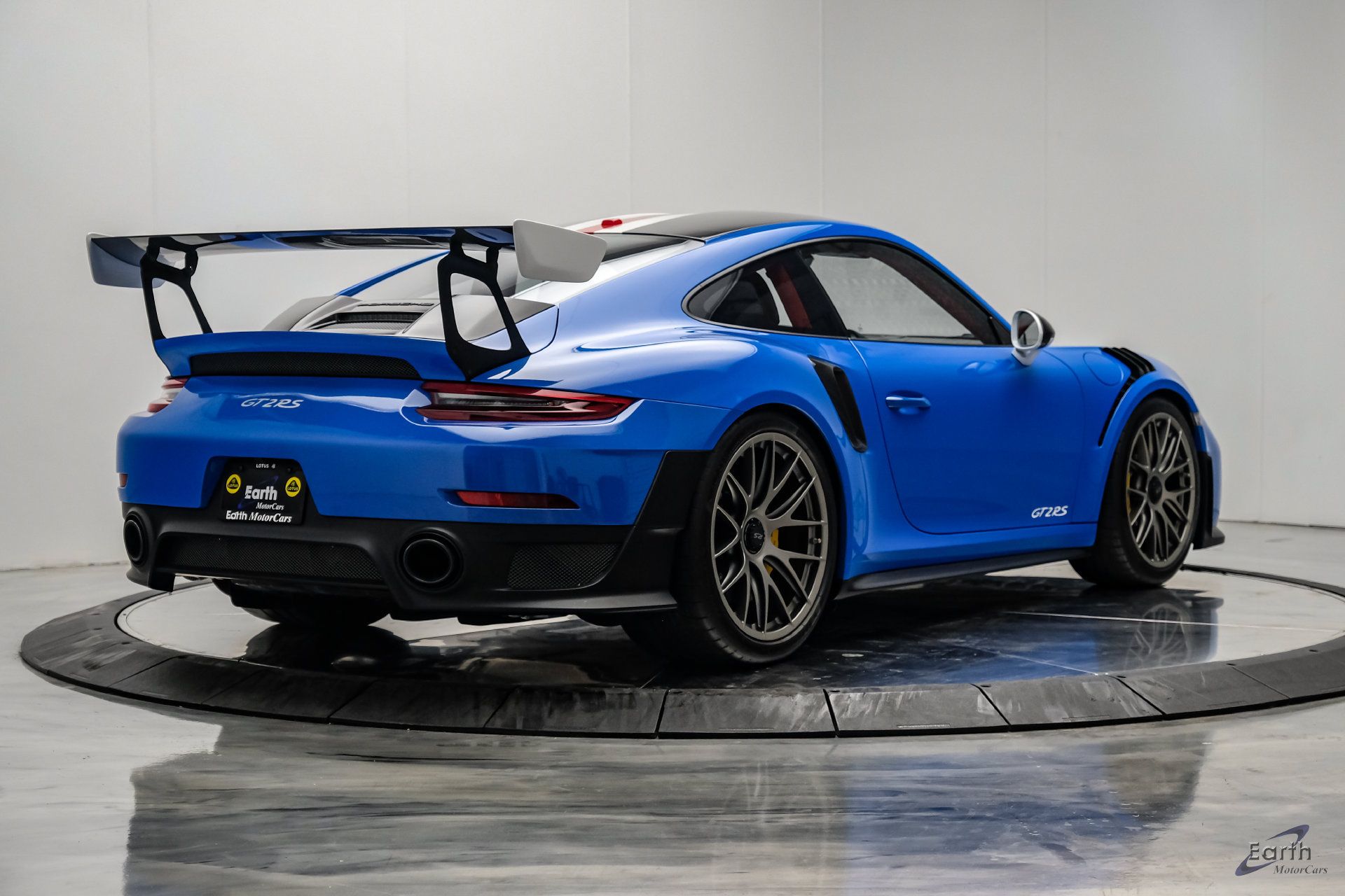 Used 2019 Porsche 911 GT2 RS RWD image 21