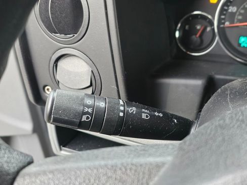 Used 2007 Jeep Commander Sport image 35