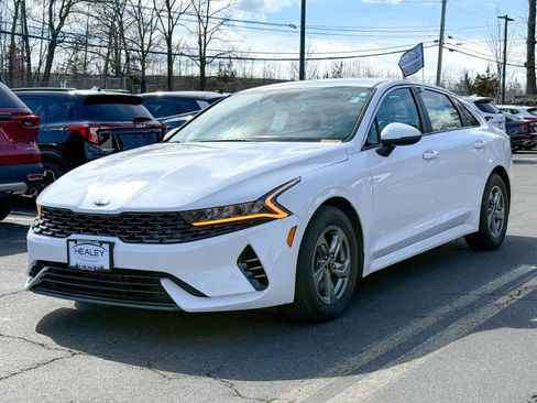 Used 2021 Kia K5 LXS image 3