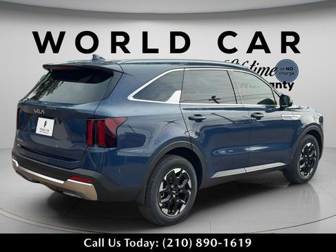 New 2026 Kia Sorento S w/ S Panoramic Sunroof Package image 3