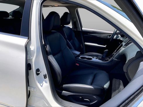 Used 2019 INFINITI Q50 Signature Edition RWD image 8