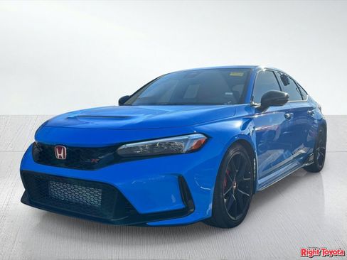Used 2025 Honda Civic Type R image 2