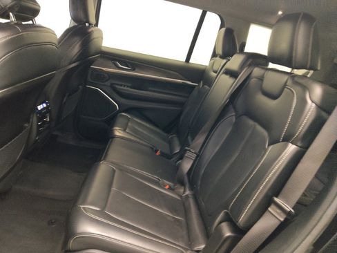 Used 2021 Jeep Grand Cherokee L Limited image 17