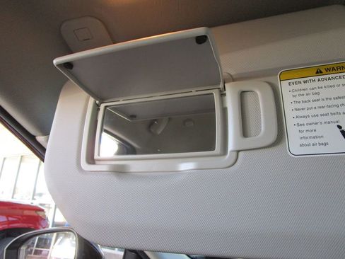 Used 2023 Nissan Rogue SV image 36