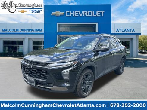 Certified 2025 Chevrolet Trax ACTIV w/ Driver Confidence Package FWD image 1