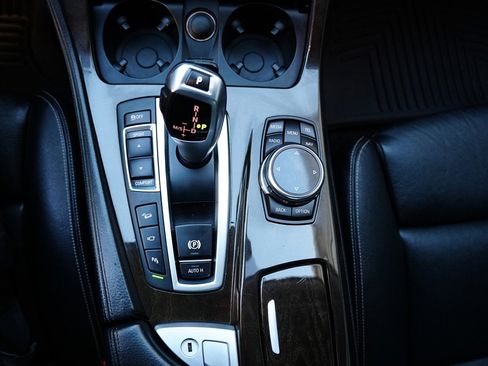 Used 2014 BMW 535i xDrive Sedan image 10