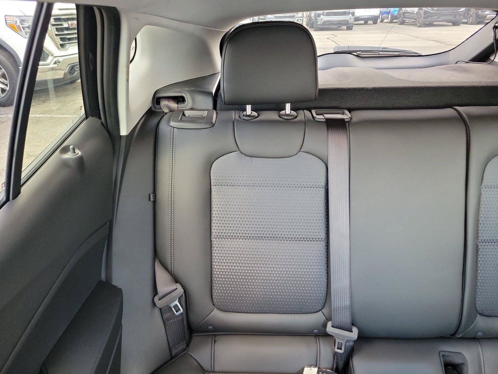 Used 2026 Chevrolet Trax LT FWD image 12
