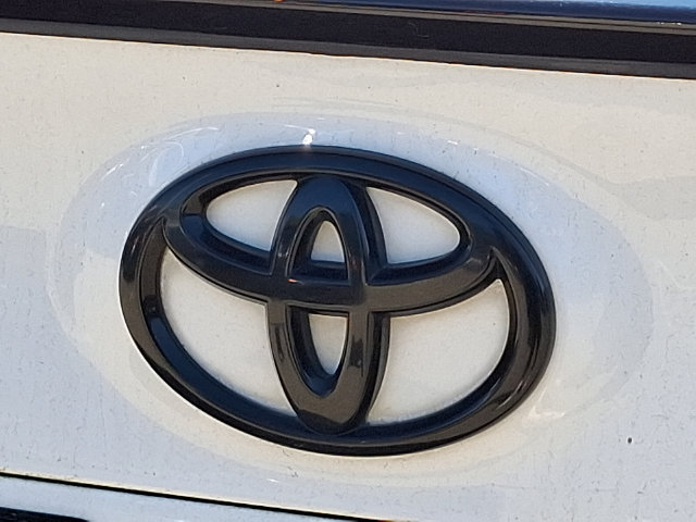 Certified 2020 Toyota Camry SE FWD image 27