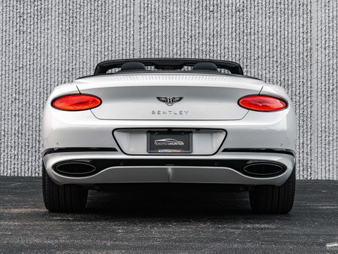 Used 2020 Bentley Continental GT AWD/4WD image 30
