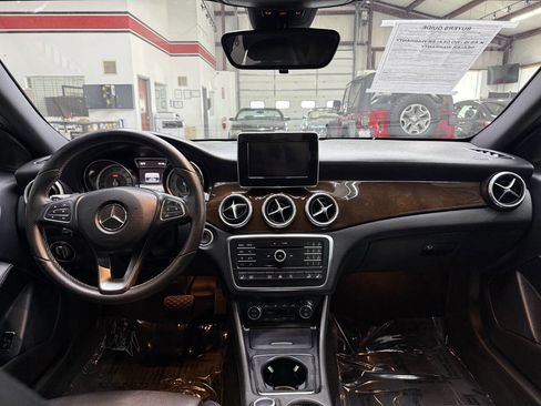 Used 2017 Mercedes-Benz GLA 250 4MATIC image 20