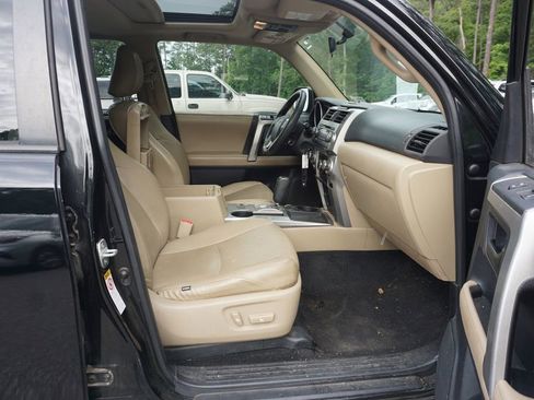 Used 2012 Toyota 4Runner SR5 w/ Convenience Pkg RWD image 14