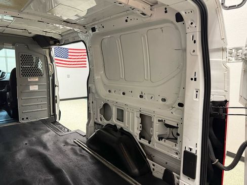 Used 2016 Ford Transit 250 130 Low Roof image 44