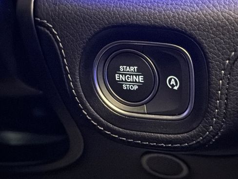 New 2026 Mercedes-Benz GLS 580 4MATIC image 23