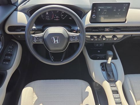 Certified 2026 Honda HR-V LX image 14