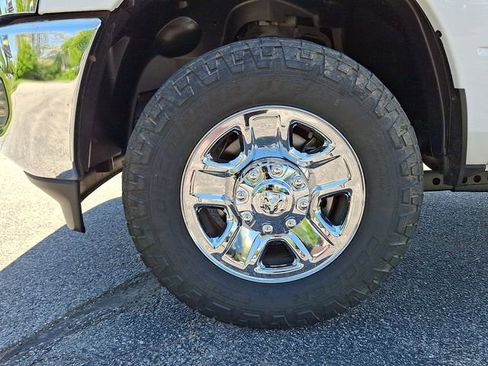 Used 2020 RAM 2500 Tradesman w/ Chrome Appearance Group AWD/4WD image 27