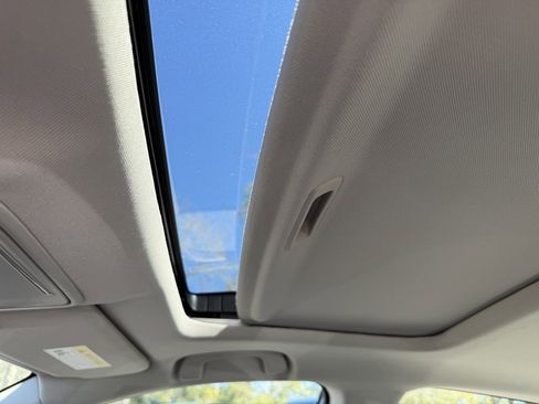 New 2025 Honda Accord SE image 20