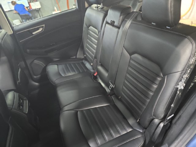 Used 2019 Ford Edge SEL w/ Equipment Group 201A AWD/4WD image 14